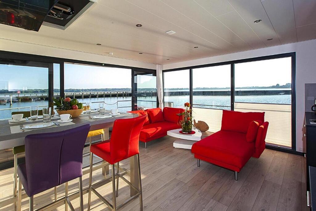 Hausboot Floating Houses Blue Active In 리브니츠 담가르텐 외부 사진
