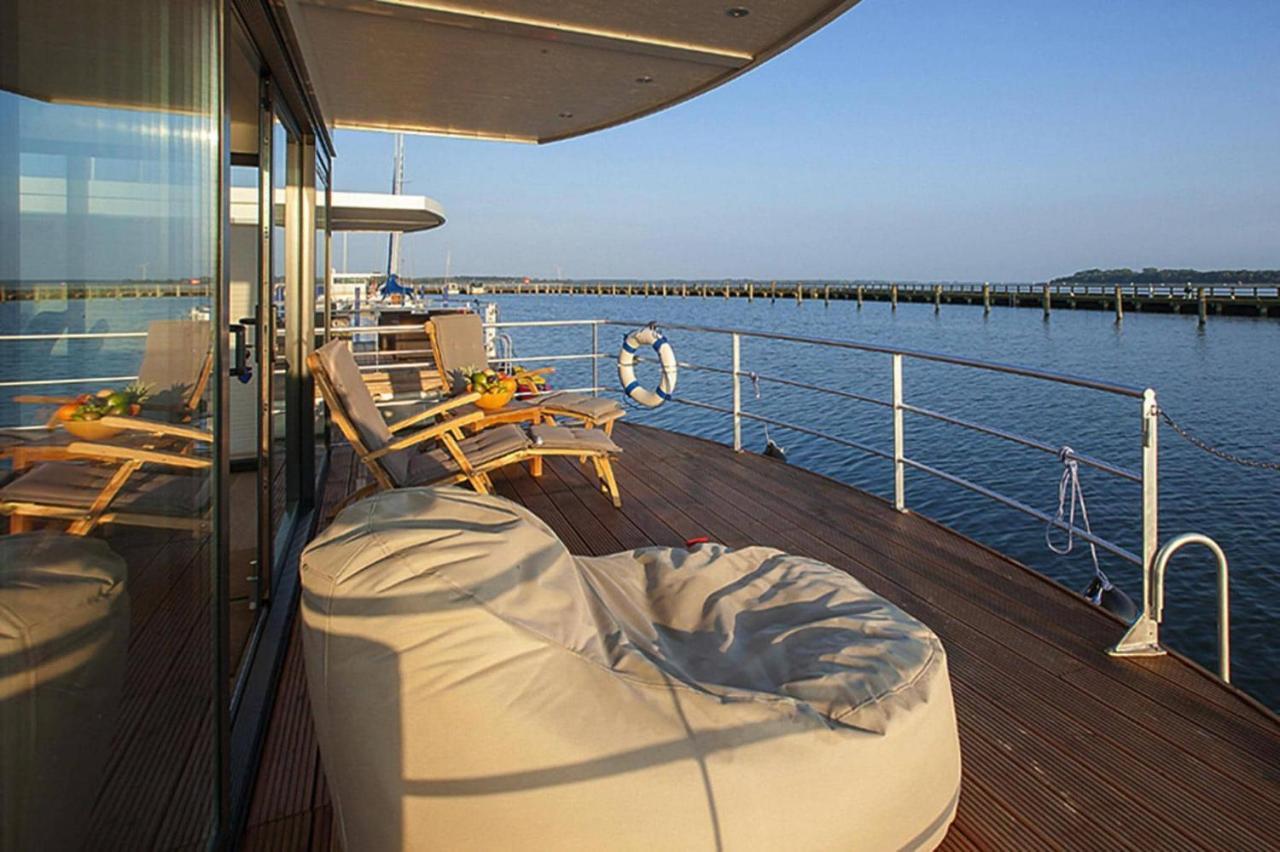 Hausboot Floating Houses Blue Active In 리브니츠 담가르텐 외부 사진